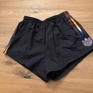 Adidas Retro adidas trefoil Pharell Williams shorts Medium